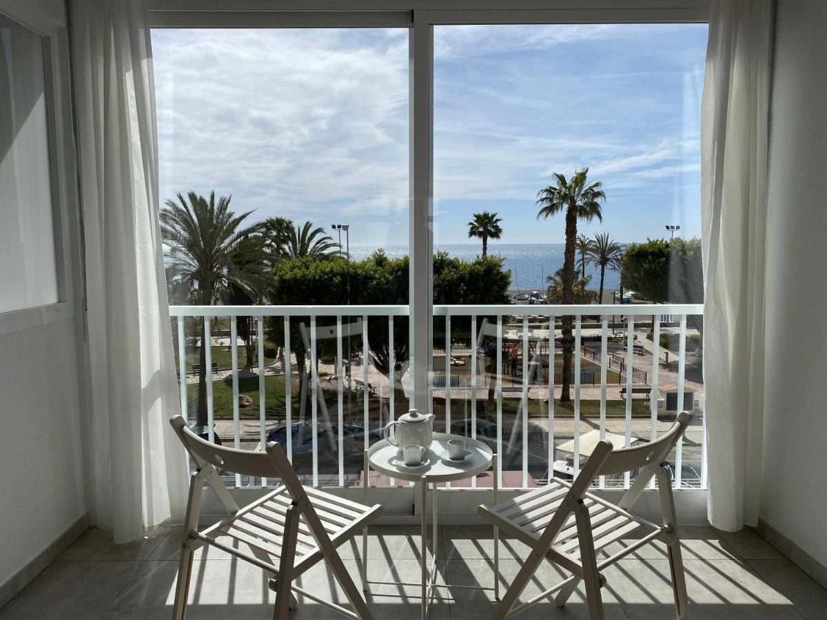 Apartamento 2 Habitaciones Frontal Al Mar 3 Torre Del Mar Esterno foto