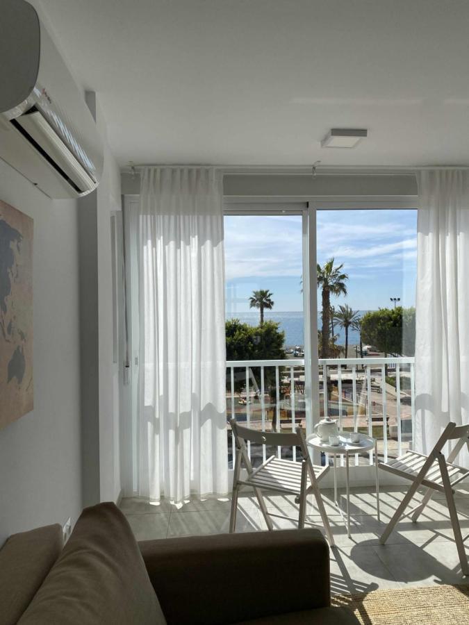 Apartamento 2 Habitaciones Frontal Al Mar 3 Torre Del Mar Esterno foto