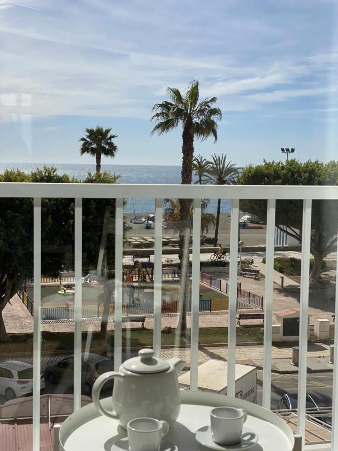 Apartamento 2 Habitaciones Frontal Al Mar 3 Torre Del Mar Esterno foto