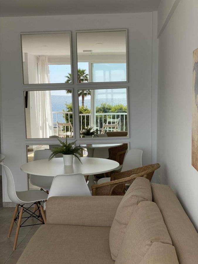 Apartamento 2 Habitaciones Frontal Al Mar 3 Torre Del Mar Esterno foto