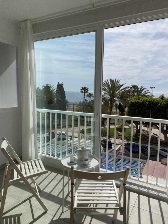 Apartamento 2 Habitaciones Frontal Al Mar 3 Torre Del Mar Esterno foto
