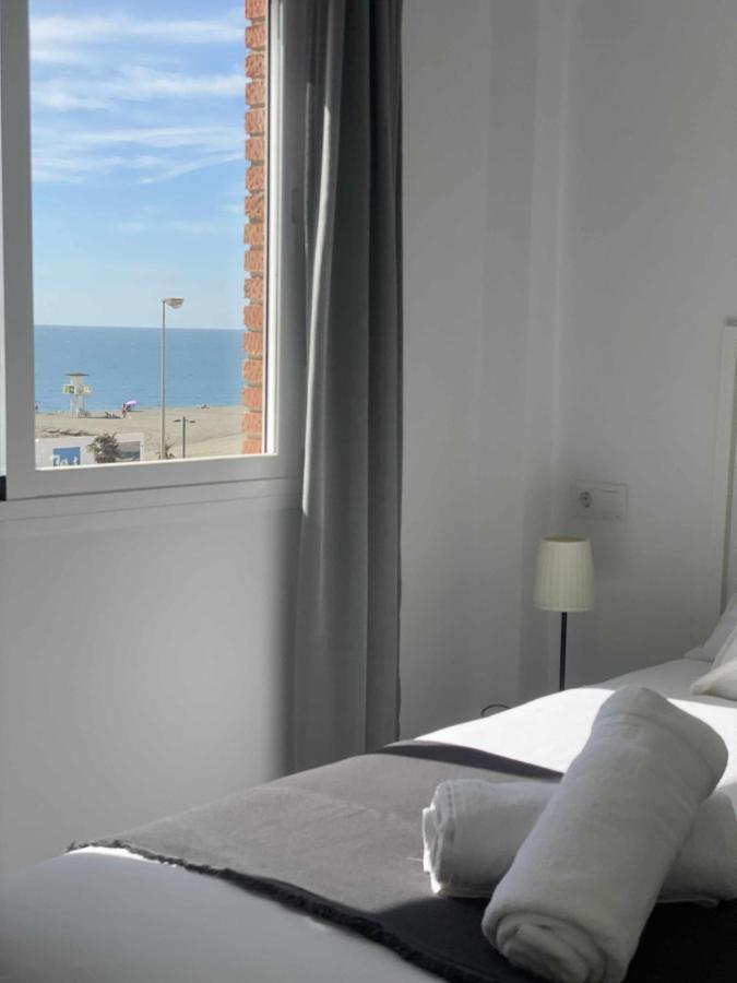Apartamento 2 Habitaciones Frontal Al Mar 3 Torre Del Mar Esterno foto