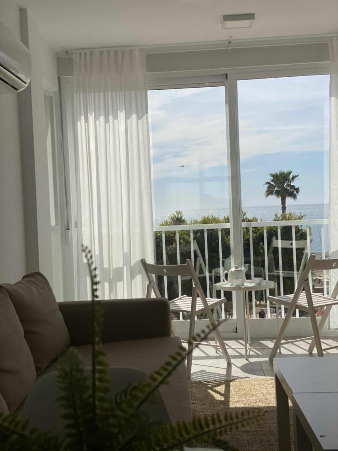 Apartamento 2 Habitaciones Frontal Al Mar 3 Torre Del Mar Esterno foto